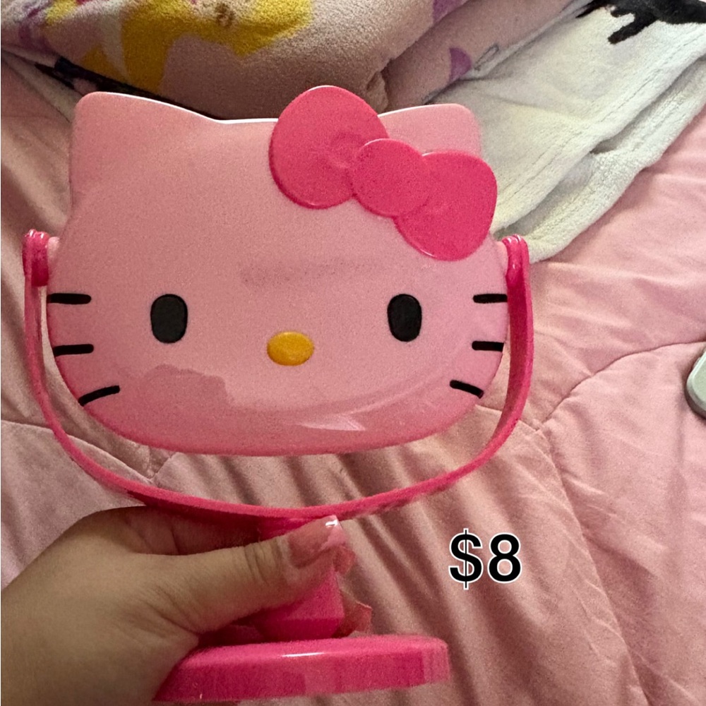 Hello kitty plushies - Picture 3 of 7